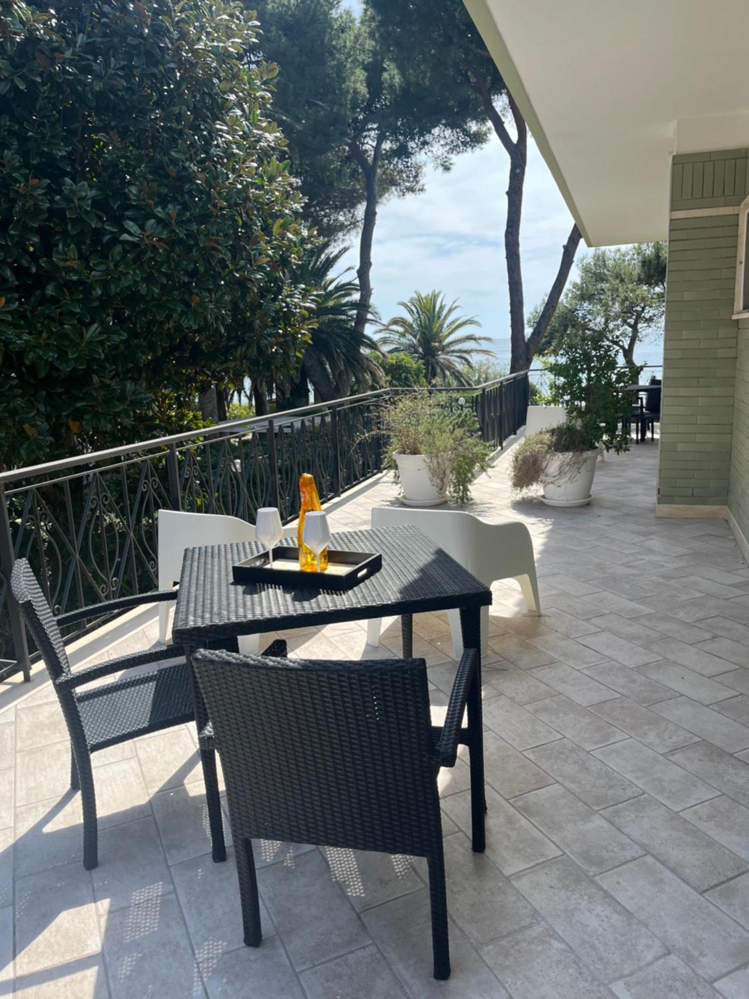 Villa Luisa B&B Sperlonga Exterior foto